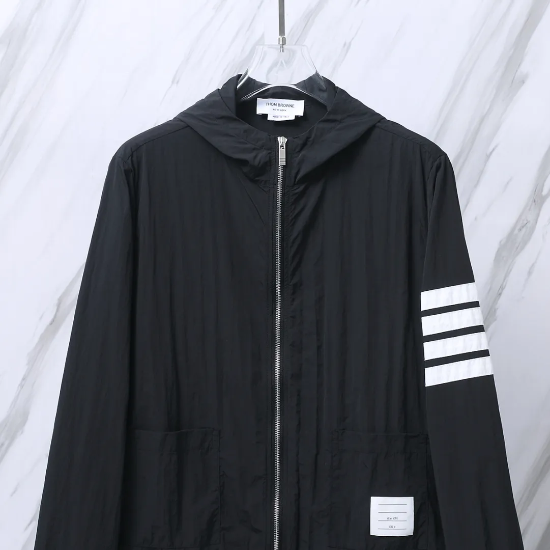 ：YT 06（TB ） THOM BROWNE TBClassic Spf 80+ Breathable White/Black/Navy Blue/Gray TB Same Style TB TB Factory 38 Quality Same Style TB TB ：White/Black/Navy Blue /Gray Size：1/2/3/4